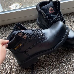 Steel toe boots